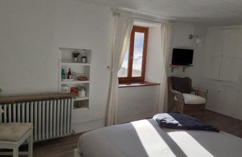 Val-des-Pres Bed & Breakfast | Bed and Breakfast Les Airelles