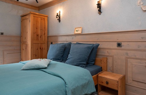 Pluvigner Bed & Breakfast | Bed and Breakfast 'Perceval' with Shared Terrace, Shared Garden and Wi-Fi