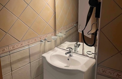 Calatabiano Apartment | Bed and relax Il Maniero-Donna Italia Room
