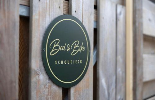 Den Burg Bed & Breakfast | Bed & Bike Schoudieck