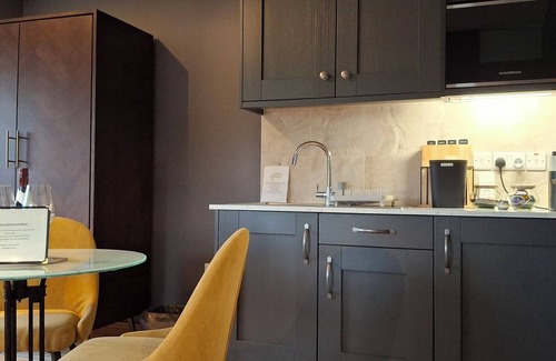 Clarinbridge Apartment | Bed & Breakfast, Stoneywood Haven in Galway, Clarinbridge