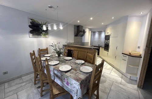 La Clusaz Apartment | Bedière, apartment 3 - for 8 people 3* in the village