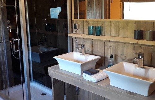 Malinha Cabin | Bedouine style glamping lodge in mini resort.
