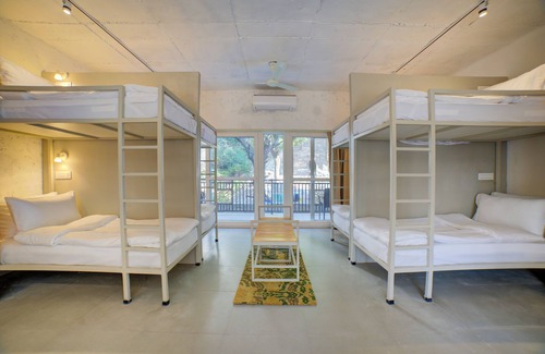 Rishikesh Hotel | Bedzzz Rishikesh by Leisure Hotels