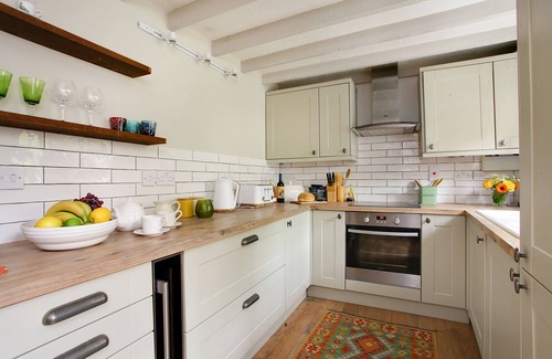 Sandwich Cottage | Bee Cottage, Sandwich