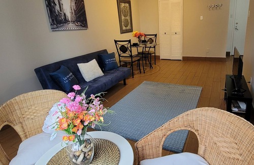 Shaughnessy Village Apartment | Bee Home at Montreal Downtown