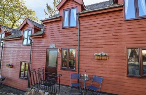 Llanidloes House | Beech Cottage