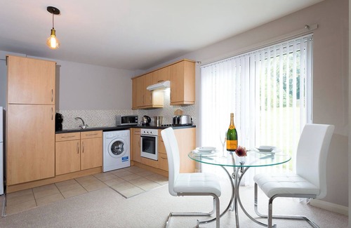 Headington Apartment | Beech Ldge 4 | 2 Bed Ground Floor Apt.