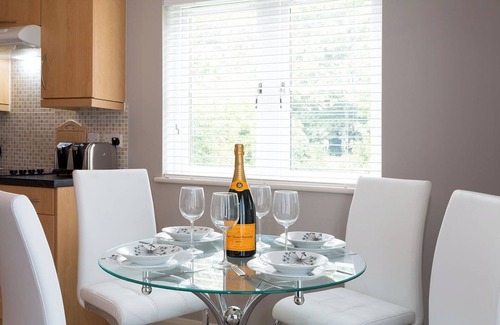 Headington Apartment | Beech Ldge 8 | 2 Bed 1st Floor Apt.