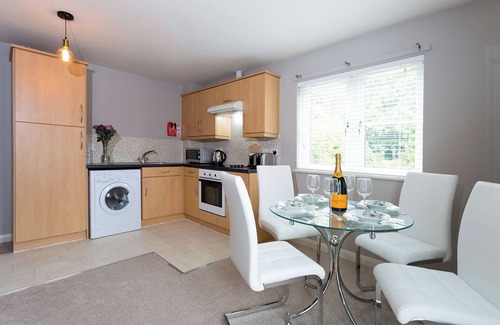 Headington Apartment | Beech Ldge 8 | 2 Bed 1st Floor Apt.