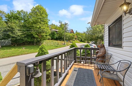 Beech Mountain Condo | Beech Mtn Zen Family Friendly Sauna Sleeps 11