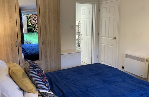 Lustleigh Cottage | BEECHNUT LODGE - Unusual gatehouse in a picturesque Devon village. Dartmoor NP.
