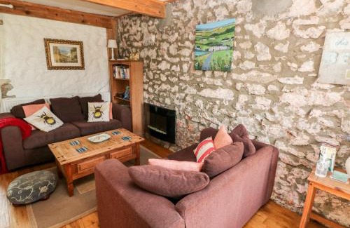 Cosheston House | Beekeeper's Cottage