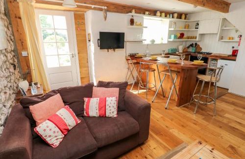 Cosheston House | Beekeeper's Cottage