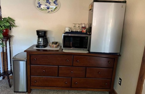 Pine Apartment | Beeline Guest House - Pine Suite