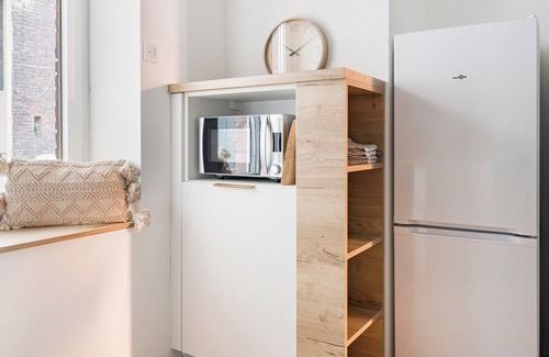 Saint-Etienne Apartment | Beige Hospitalité - Jane - Jungle 2 chambres 4 pers wifi Netflix