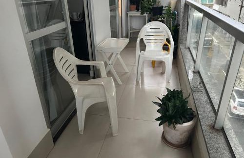 Centro House | Beira da praia, Quarto para até 2 pessoas, econômico, básico e confortável