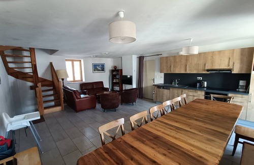 Monetier-les-Bains Apartment | Bel Appart. Sainte Marguerite Pour 13 Personnes Dans Ancienne Maison Rénovée
