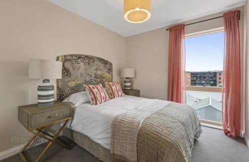 Belfast City Centre Apartment | Belfast City Centre, Sleeps 6