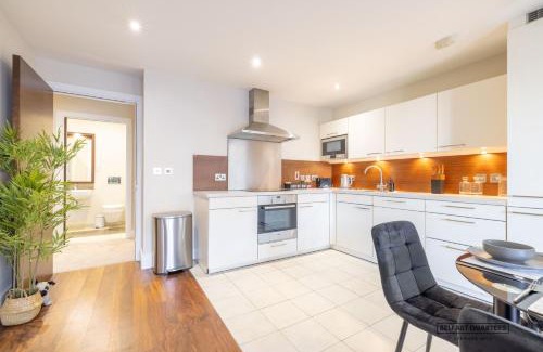 Cathedral Quarter Apartment | Belfast Quarters- CHS2