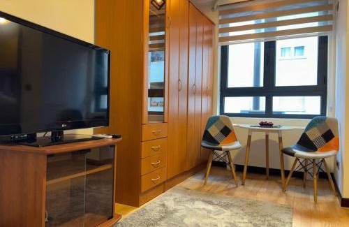 Vukov Spomenik Apartment | Belgrade Center Apartment Studio