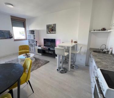 Zvezdara Apartment | Belgrade Center Apartment Lux IV