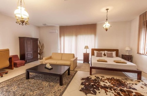 Zvezdara House | Belgrade Hills Villa and Suites