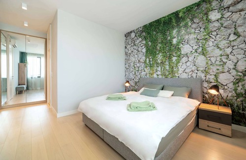 Savamala Apartment | Belgrade Waterfront 3br/2bath