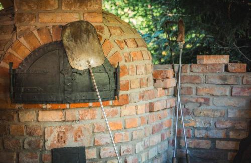 Bukkzserc House | Bell House