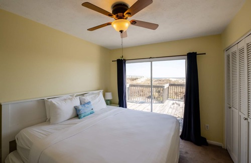 Fernandina Beach House | Bell`s Retreat-Home Oceanfront | 3 Bed, 2 Bath