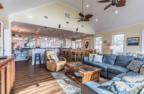 Saint Helena Island House | Bella Acqua - Ocean Views, Golf Cart includes, Club Cards available, 715 Swordfish