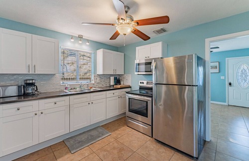 St. Petersburg - Clearwater House | Bella Casa St. Petersburg, Fl