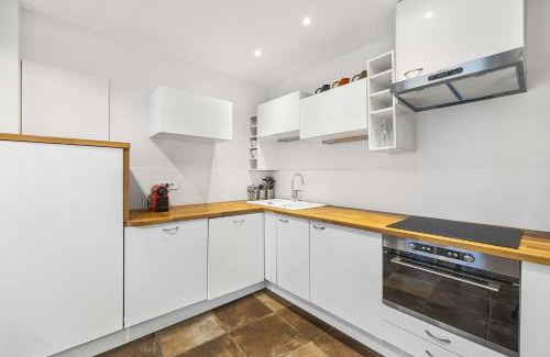 Saint-Merri Apartment | Bella Citta