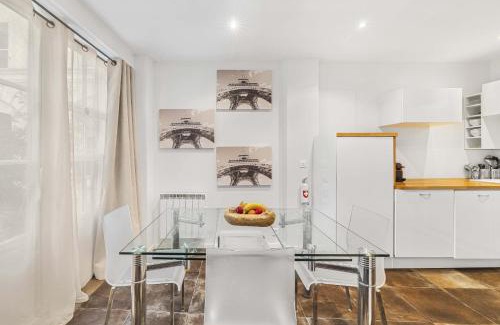 Saint-Merri Apartment | Bella Citta