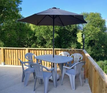 Lecemy Ski Chalet | Bella May Mobile Home