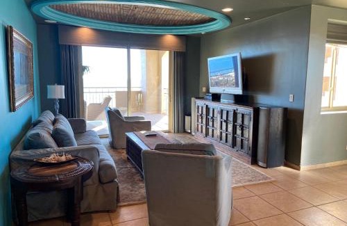Sandy Beach House | Bella Sirena