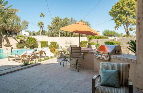 Camelback East House | Bella Sonora Home - Chic Camelback Corridor Villa Pool