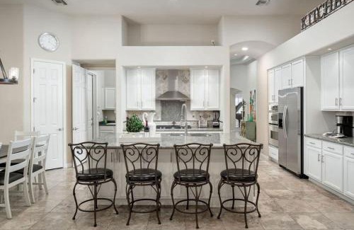 Camelback East House | Bella Sonora Home - Chic Camelback Corridor Villa Pool