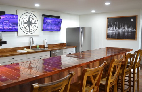 Midway House | Bella Vista at Half Moon - Direct Riverfront w/Deepwater Dock