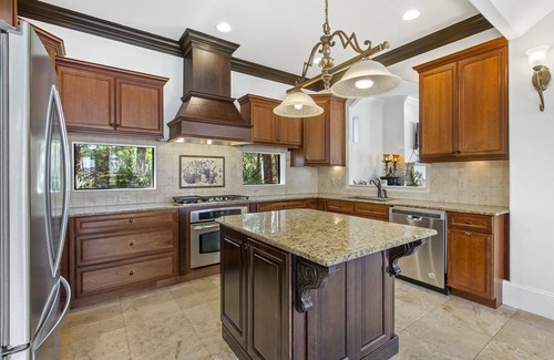 Emerald Waters Village House | Bella Vista - Emerald Waters Village, Heated Private Pool, Deeded Beach Access!