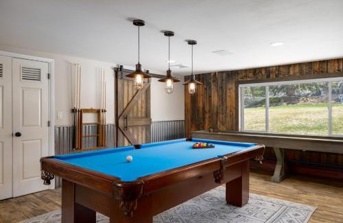 Steamboat Springs House | Bella Vista Lodge - Slopeside Ski Storage, The BEST Views, Grotto Hot Tub, Great Room And Game Room
