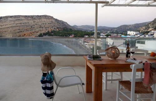 Matala House | Bella Vista Luxury Apartment