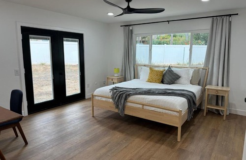 Vista House | Bella Vista Spacious 5-bed home with stunning mountain views and pool
