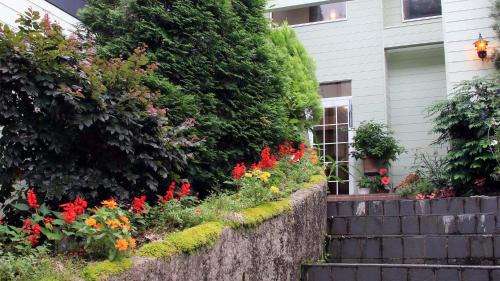 Aso Bed & Breakfast | Bellbird