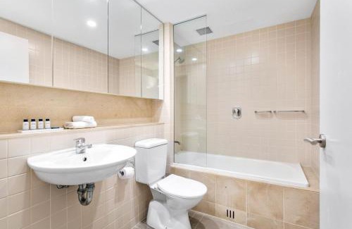 Glenelg Apartment | Belle Escapes - Park View Family Stay at the Pier
