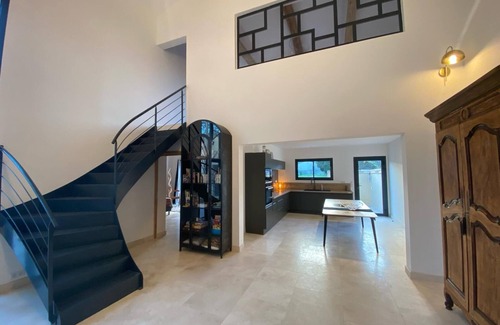 Paradou Villa | Belle Maison Neuve Traditionnelle Provençale