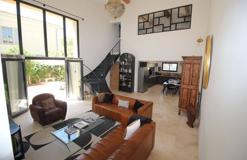 Paradou Villa | Belle Maison Neuve Traditionnelle Provençale