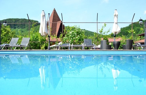 Lisarnya Hotel | Belle Royalle
