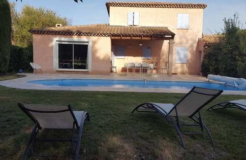 Pierrevert House | Belle Villa sur le Golf du Luberon