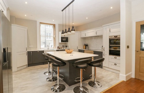 Hay on Wye House | BELLE VUE, family friendly, luxury holiday cottage in Hay-On-Wye